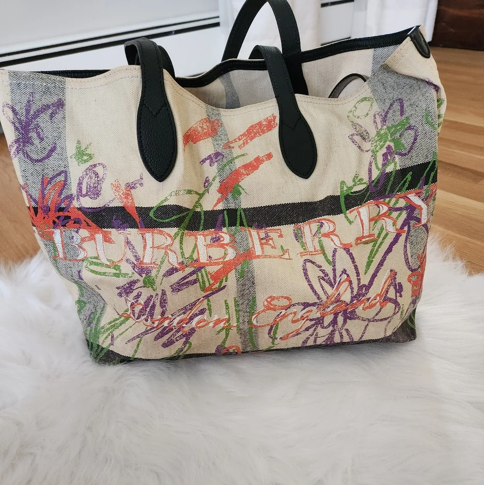 Burberry Multicolor Check Canvas Floral Carryall - Picture 2 of 9